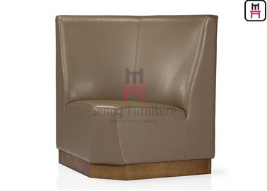 comprar Quadro de madeira estofado couro do sofá de canto do plutônio da cor de Brown nenhuma instalação online manufacture