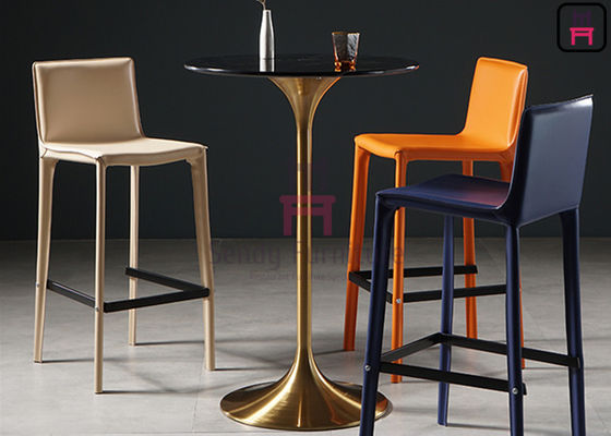 comprar Cadeira de restaurante de madeira maciça com design ergonômico em cores de noz e bordo online manufacture